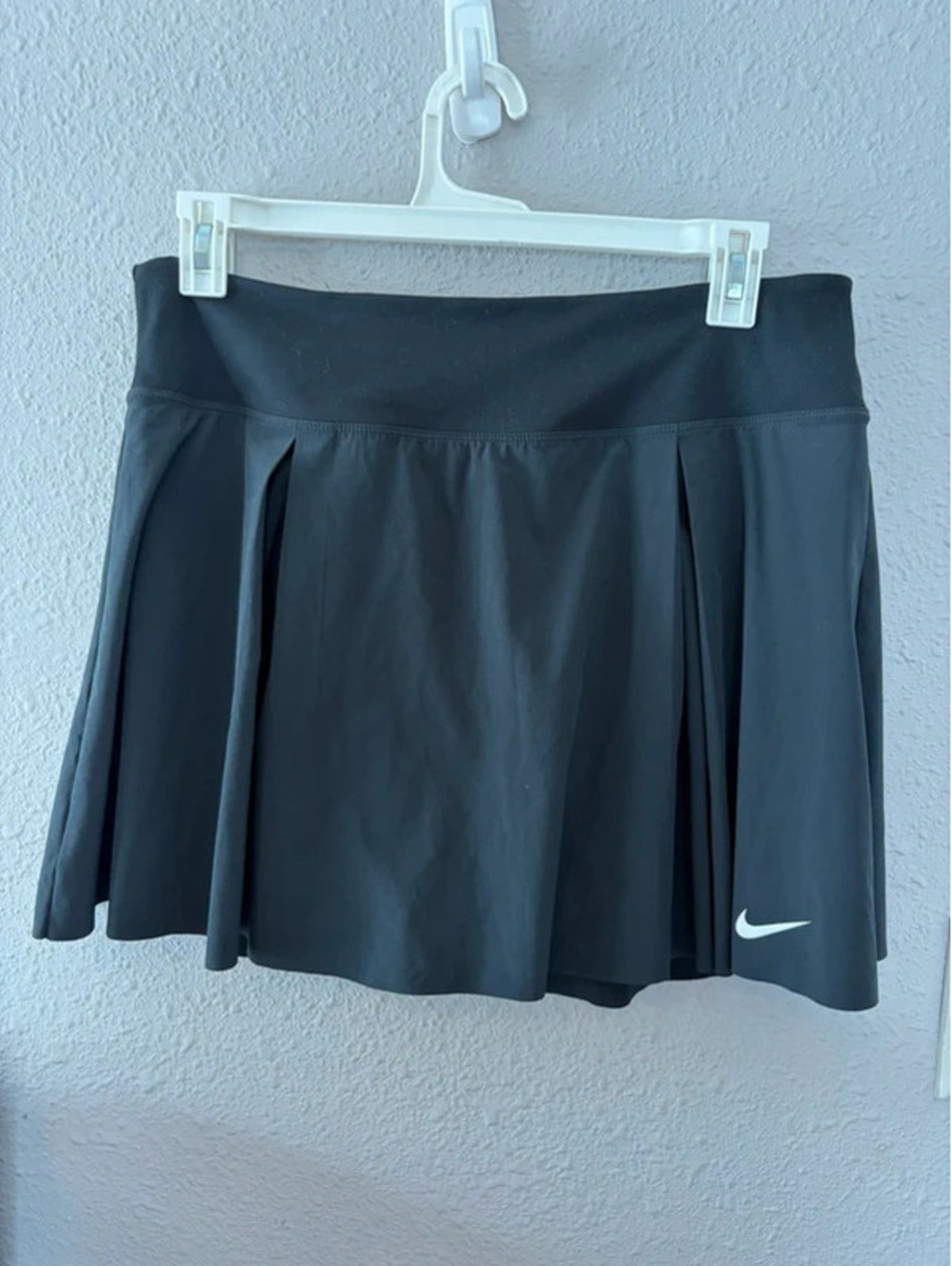 Nike dri fit black skort size XL